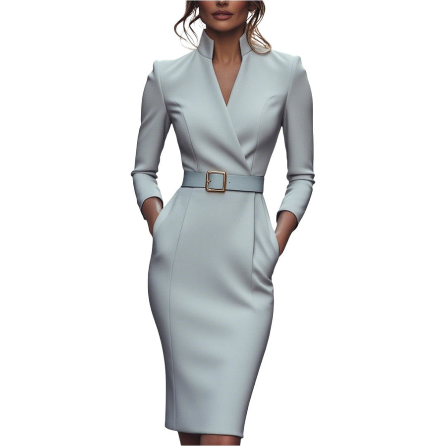 Guarda – Vestido Preto com Gola Mao