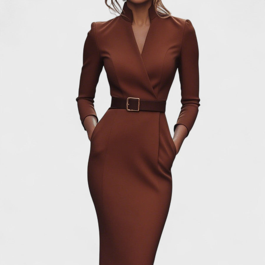 Carrazedo – Vestido Preto com Gola Mandarim