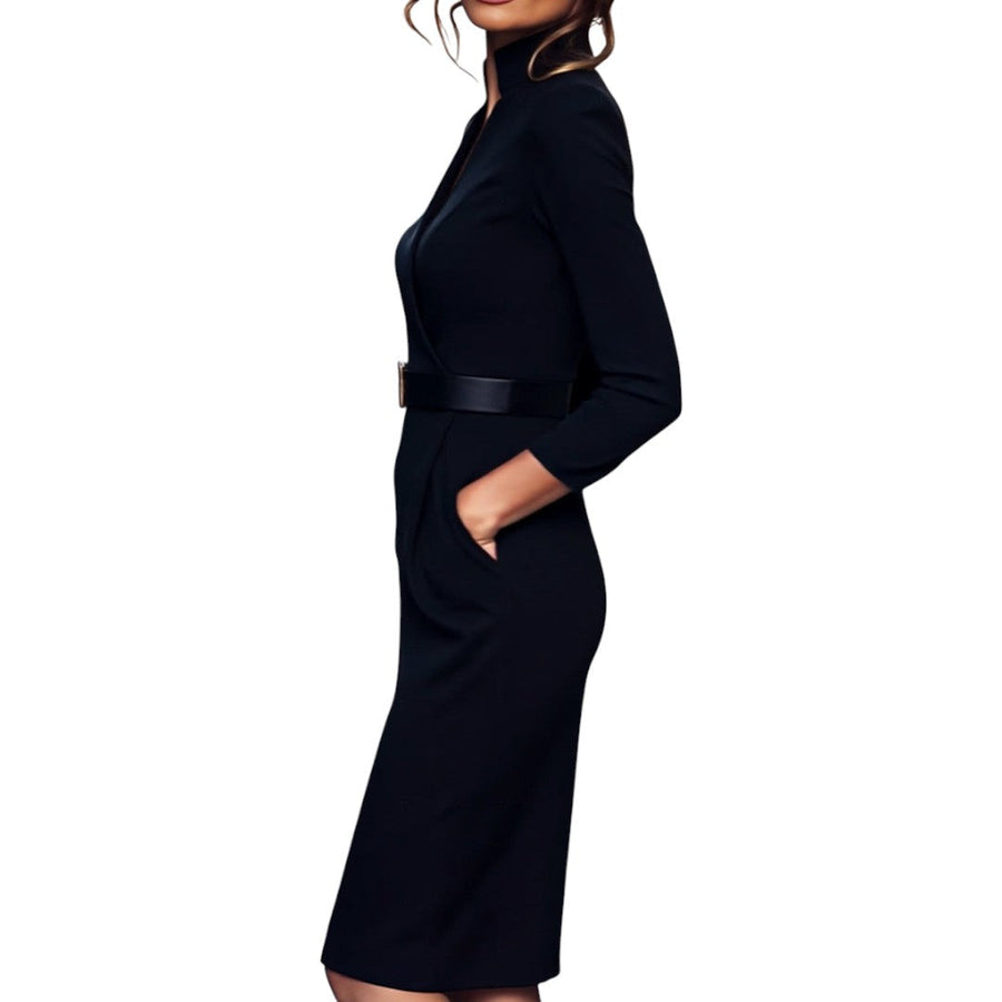 Guarda – Vestido Preto com Gola Mao