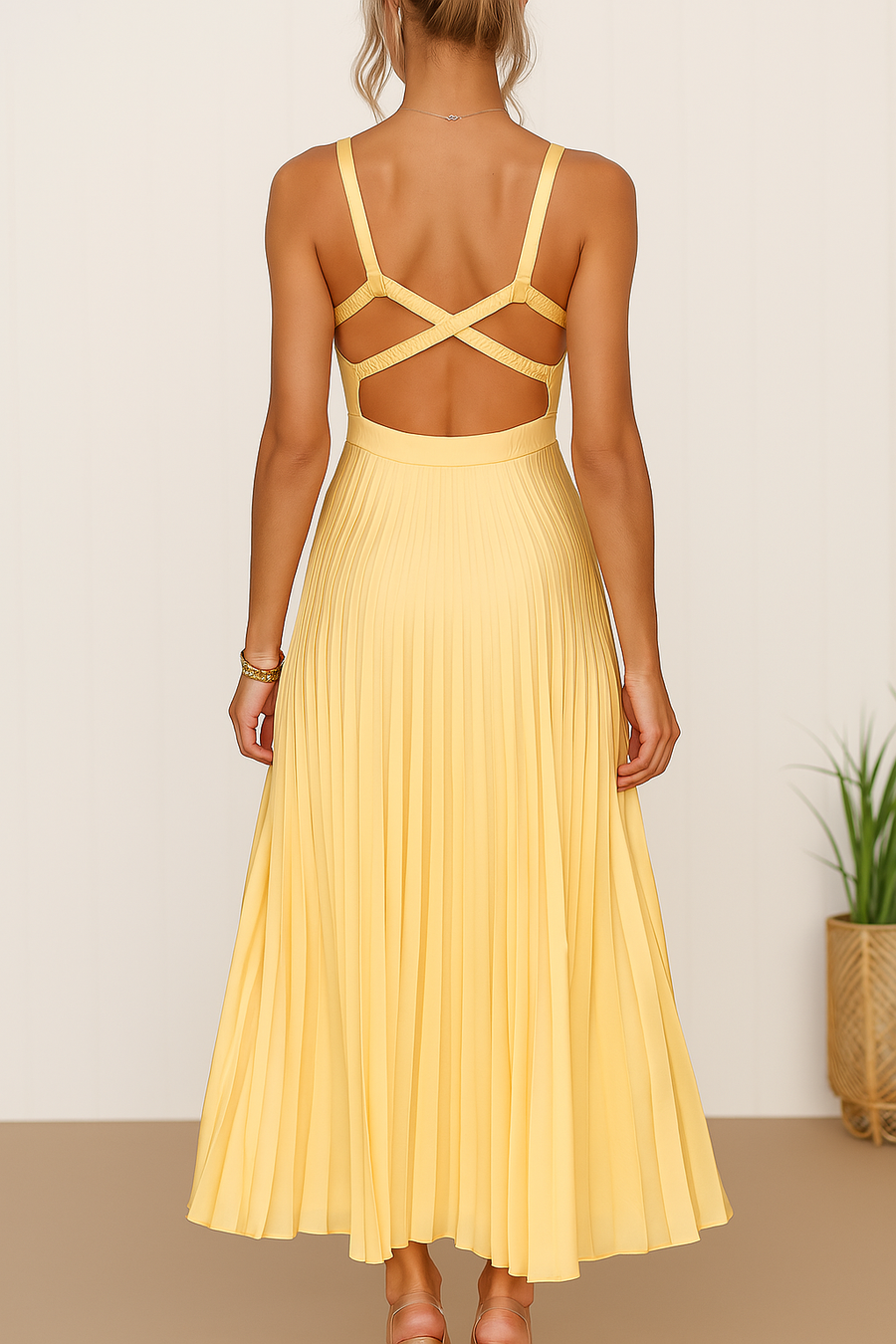 Sanhoane – Vestido Plissado com Costas Abertas