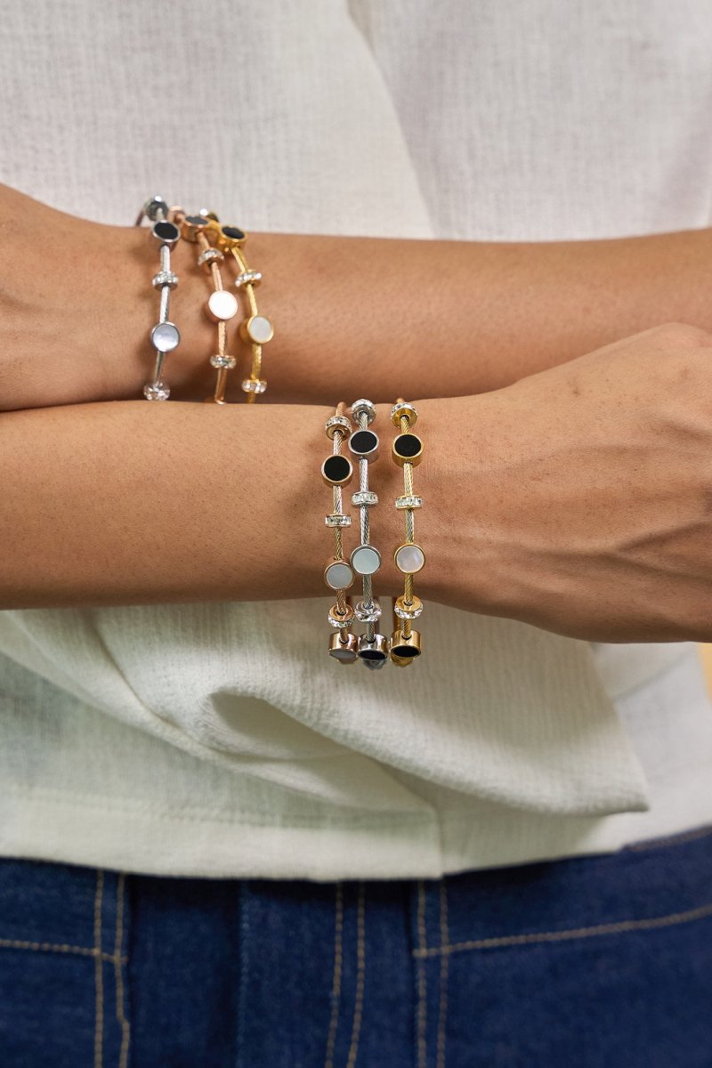 Flores – Pulseira Bangle Esmalte e Madrepérola