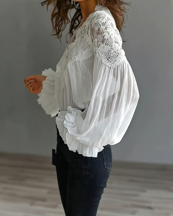 Edral – Blusa de Renda com Mangas de Lanterna