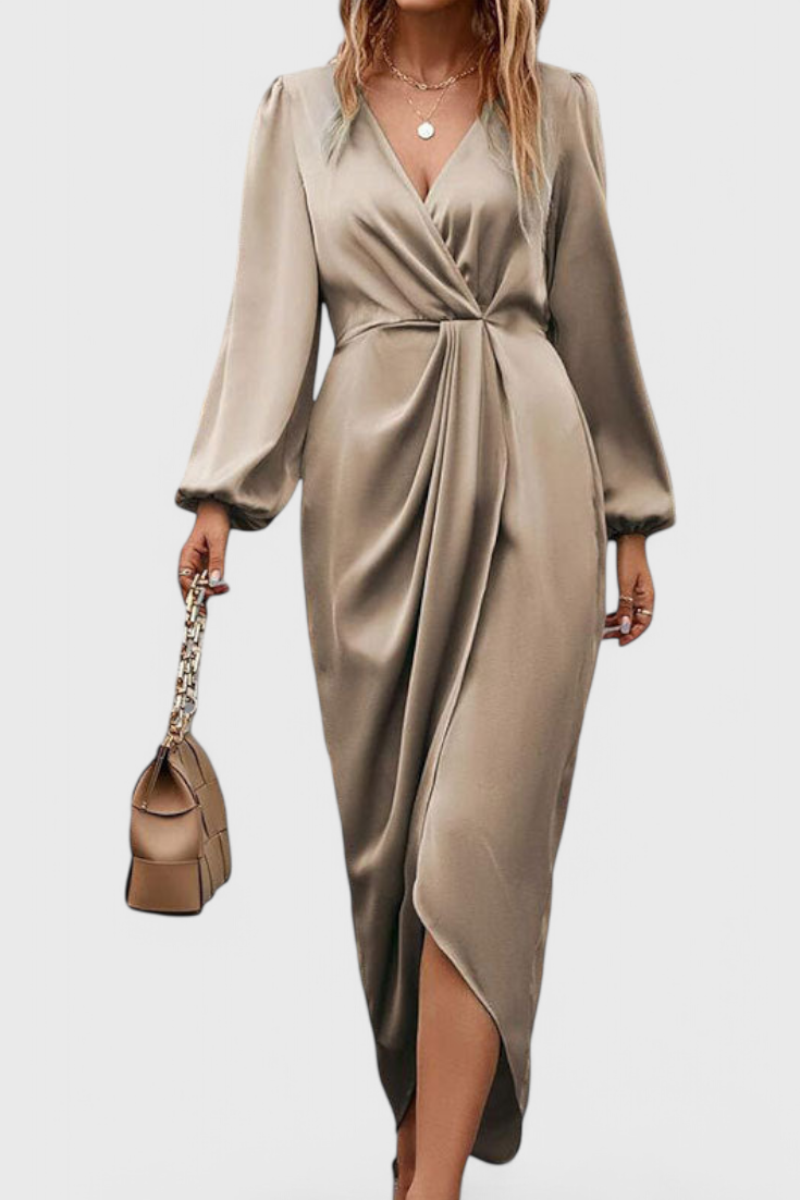 Vila Pouca – Vestido Maxi com Racha Lateral