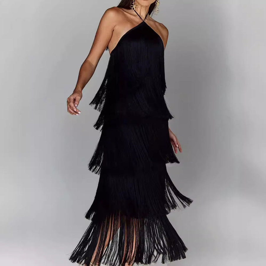Brejão – Vestido com Borlas e Costas Abertas