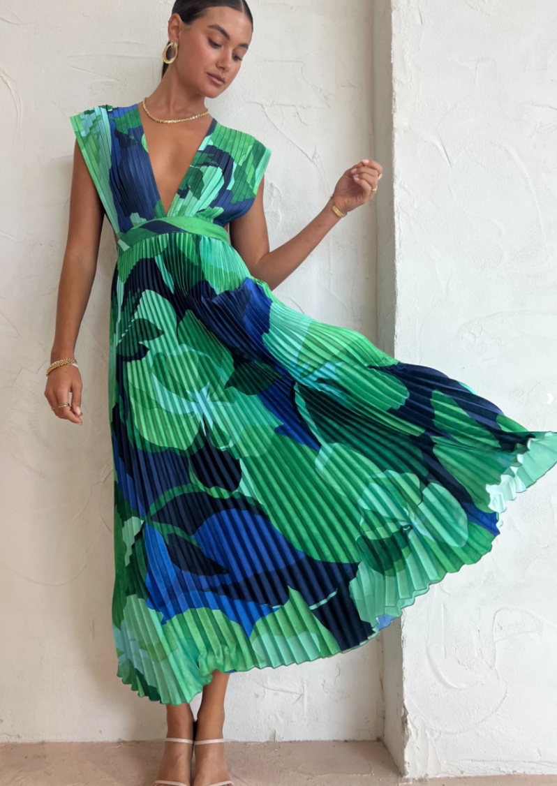 Colos – Vestido Plissado em Tons de Azul