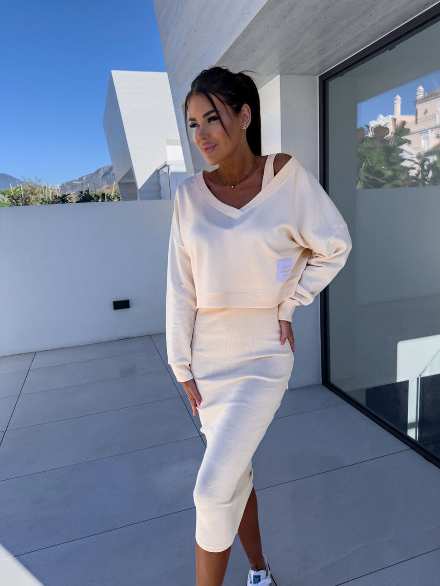 Álvaro – Conjunto de Vestido e Sweatshirt