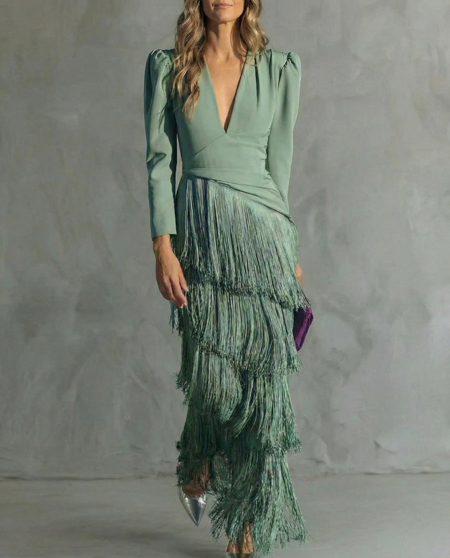 Veiros – Vestido com Mangas de Franjas