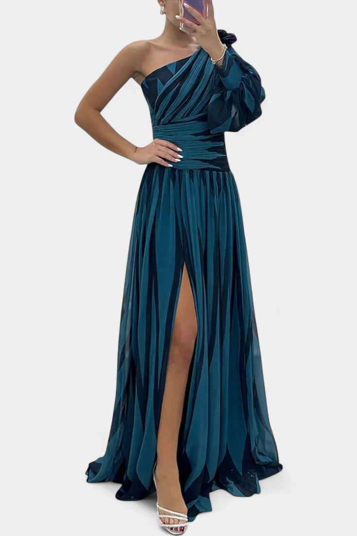 Carregal do Sal – Vestido Maxi de Um Ombro às Riscas