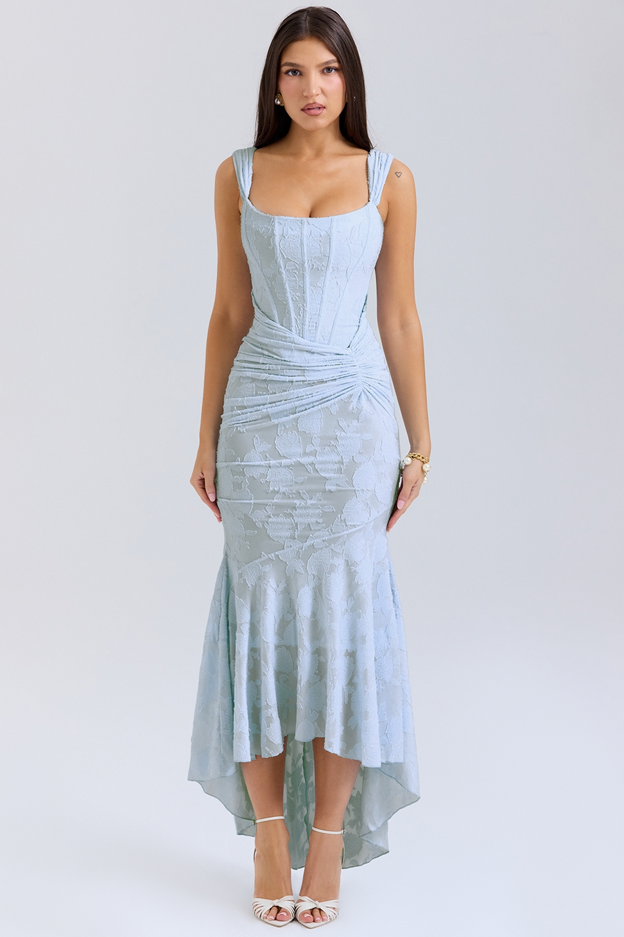 Espinhosela – Vestido Longo de Renda