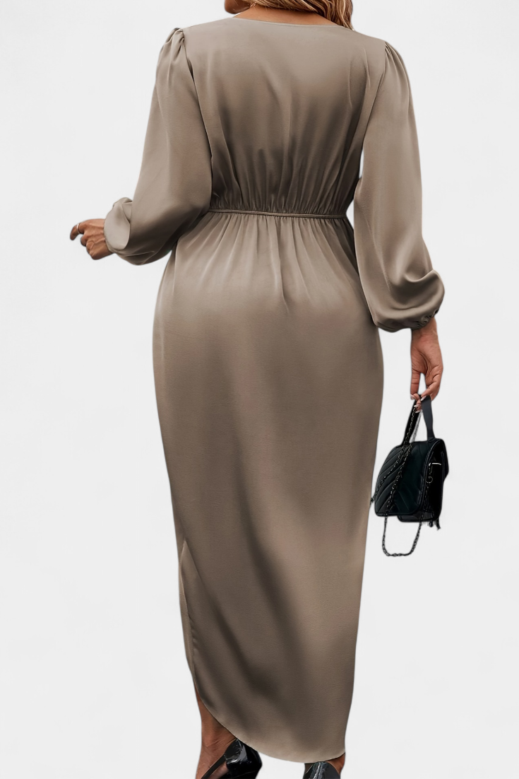 Vila Pouca – Vestido Maxi com Racha Lateral