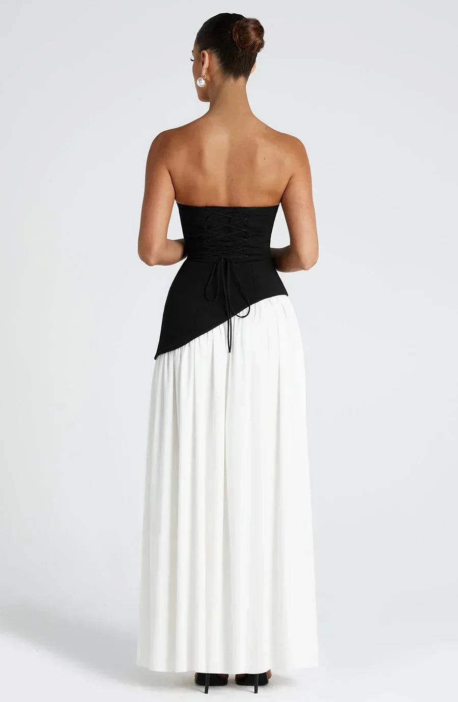 Vale de Água – Vestido Longo com Fenda