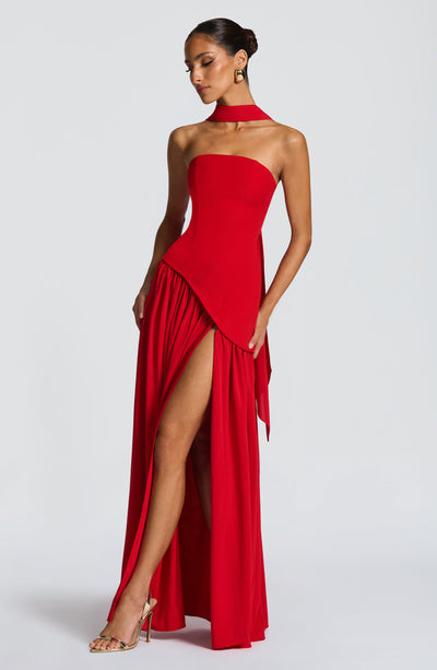 Vale de Água – Vestido Longo com Fenda