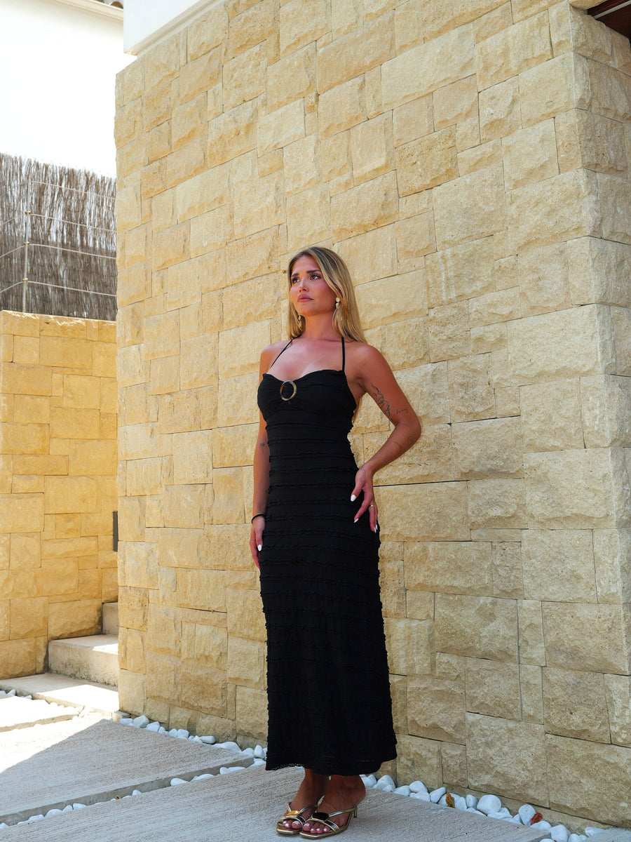 Vestido midi com folhos e renda preta