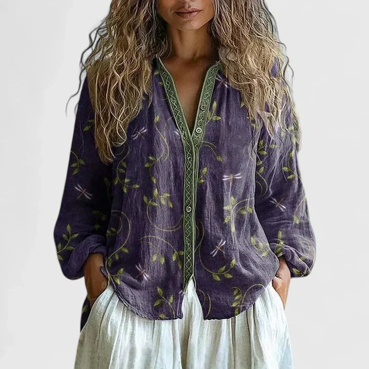 São João dos Caldeireiros – Blusa com Estampado de Folhas