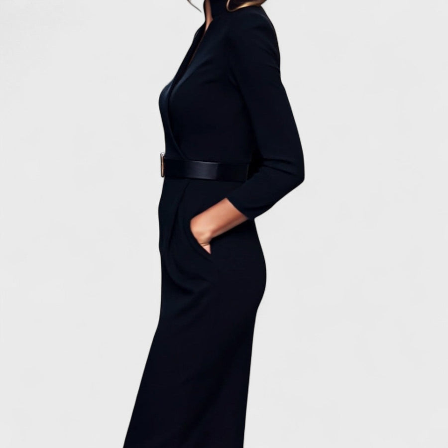 Carrazedo – Vestido Preto com Gola Mandarim