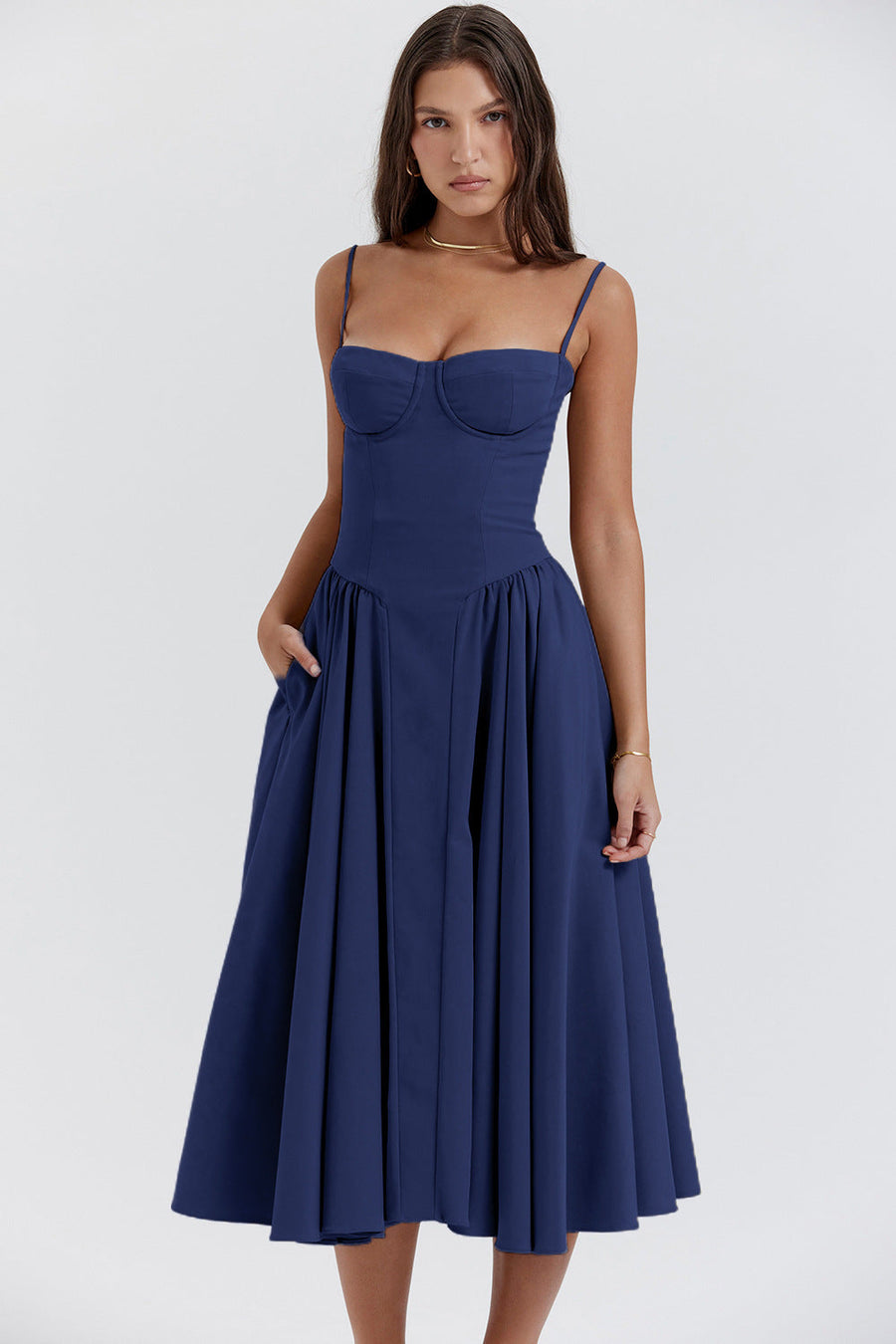Beira Grande – Vestido Midi Retro
