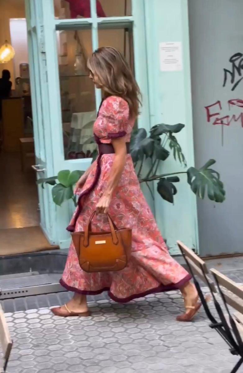 Rio de Onor – Vestido Longo com Mangas Bufantes