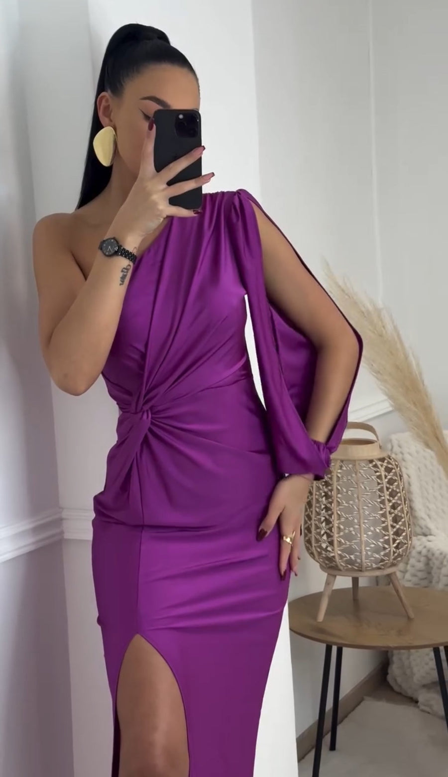 Lardosa – Vestido com Fenda Lateral