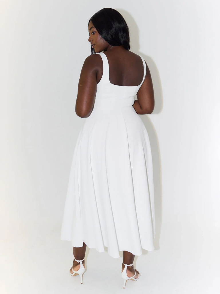 Sendim da Serra – Vestido com Decote Ombro a Ombro