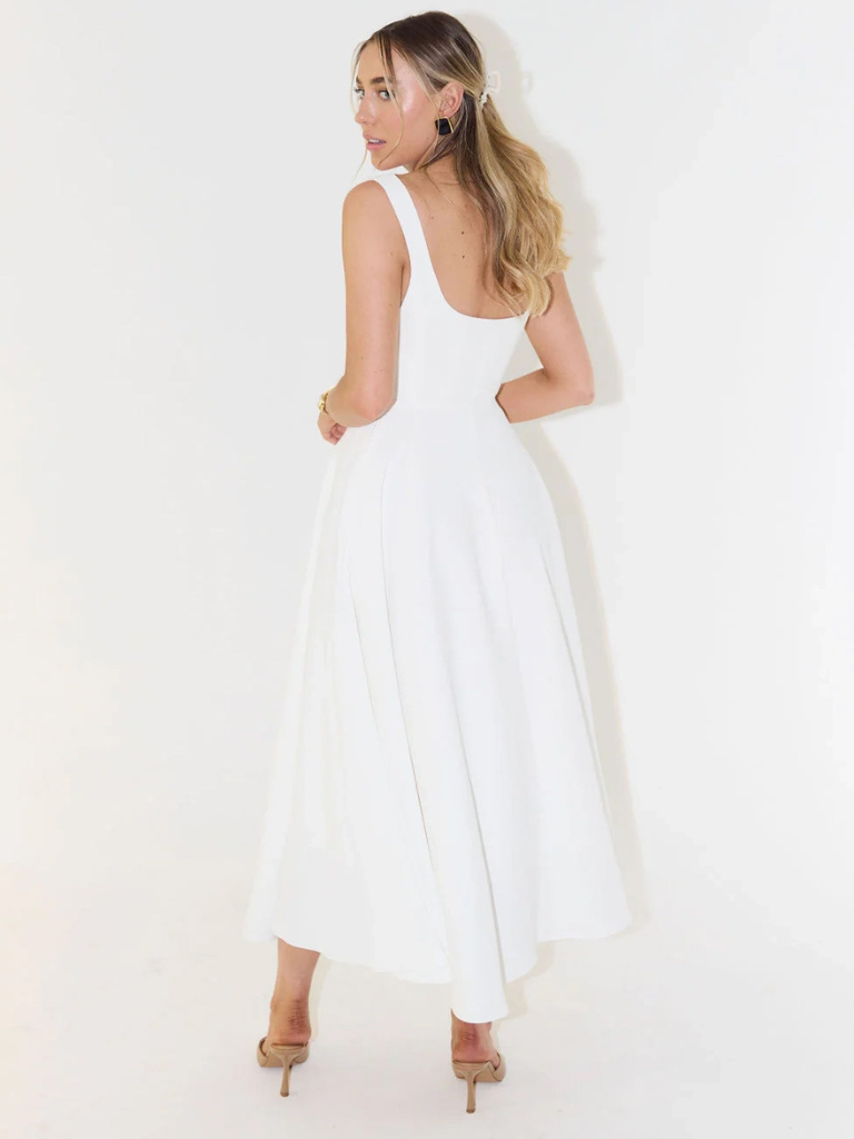 Sendim da Serra – Vestido com Decote Ombro a Ombro