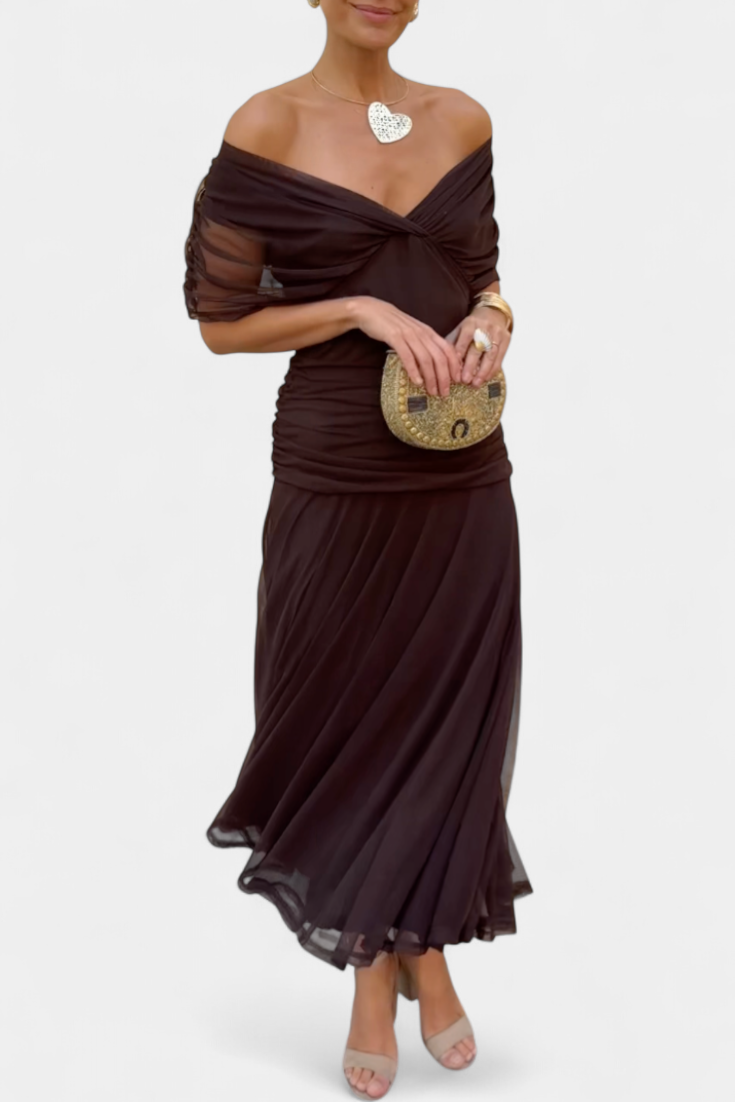Vilarandelo – Vestido Largo de Flores com Decote em V