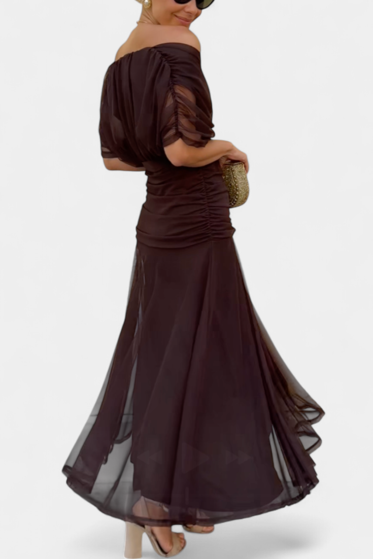 Vilarandelo – Vestido Largo de Flores com Decote em V
