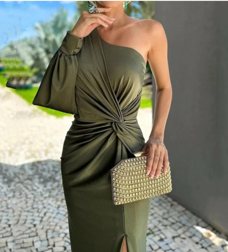 Lardosa – Vestido com Fenda Lateral