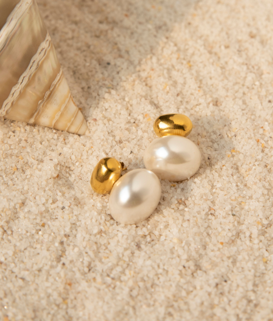 Santana – Brincos de Pérola com Topo Dourado