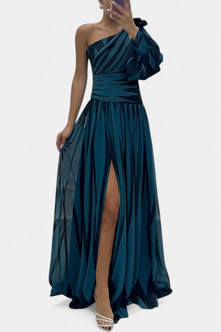 Carregal do Sal – Vestido Maxi de Um Ombro às Riscas