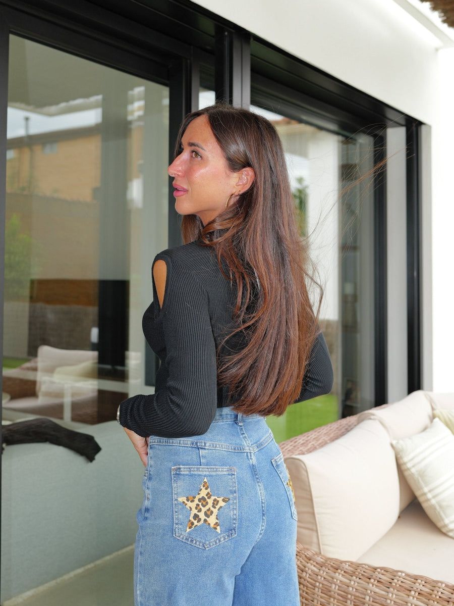 Deilão – Camisola Canelada com Aberturas nos Ombros