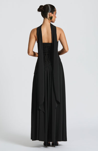 Vale de Água – Vestido Longo com Fenda