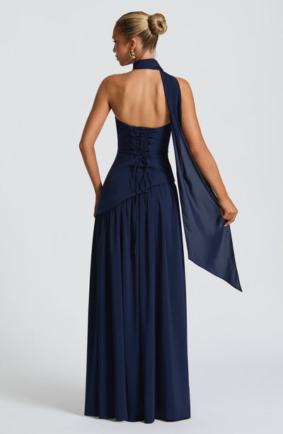 Vale de Água – Vestido Longo com Fenda